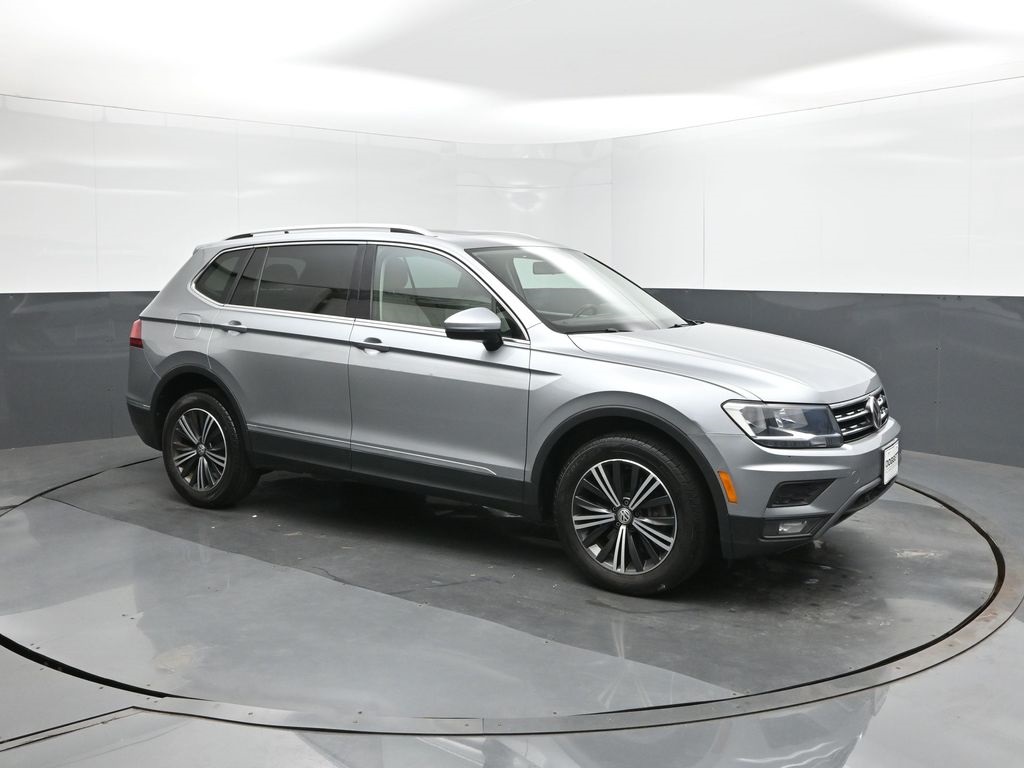 2019 Volkswagen Tiguan SEL photo 16
