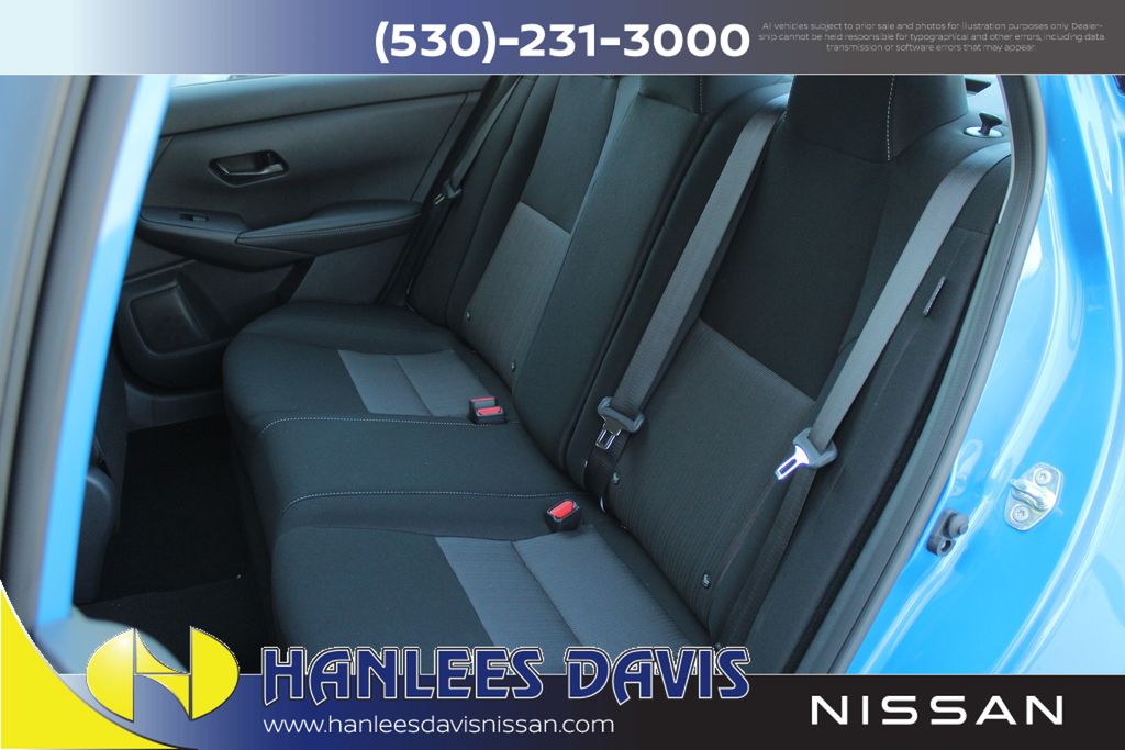 2025 Nissan Sentra SV photo 12