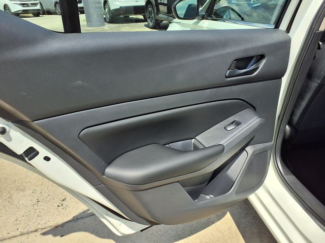 2025 Nissan Altima 2.5 S photo 9