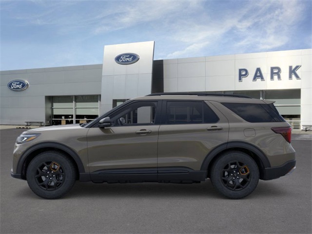 2026 Ford Explorer photo 2
