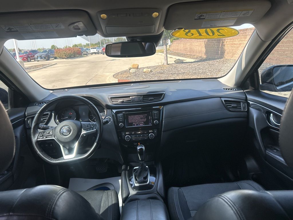 2018 Nissan Rogue SL photo 11