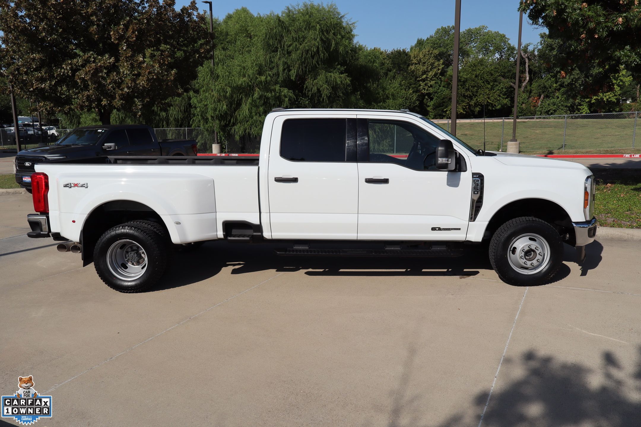 2024 Ford F-350 photo 2