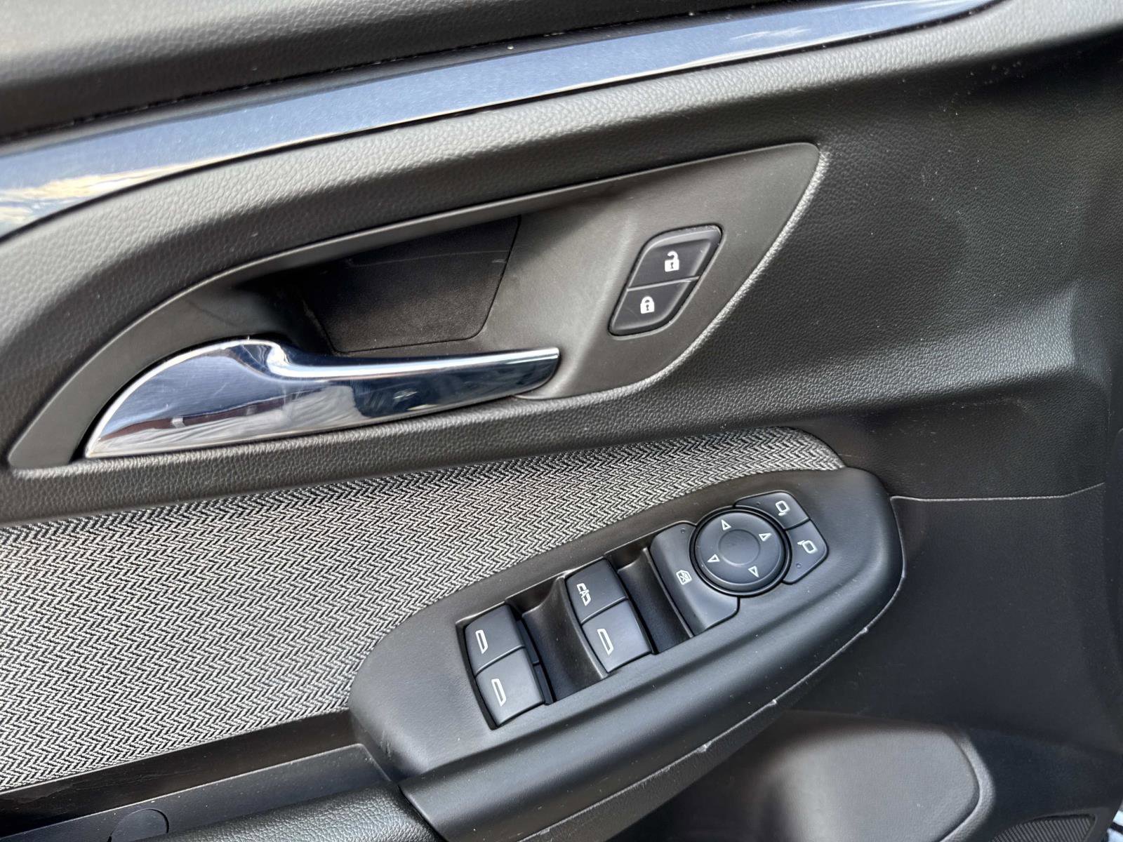 2023 Chevrolet Trailblazer LS photo 16