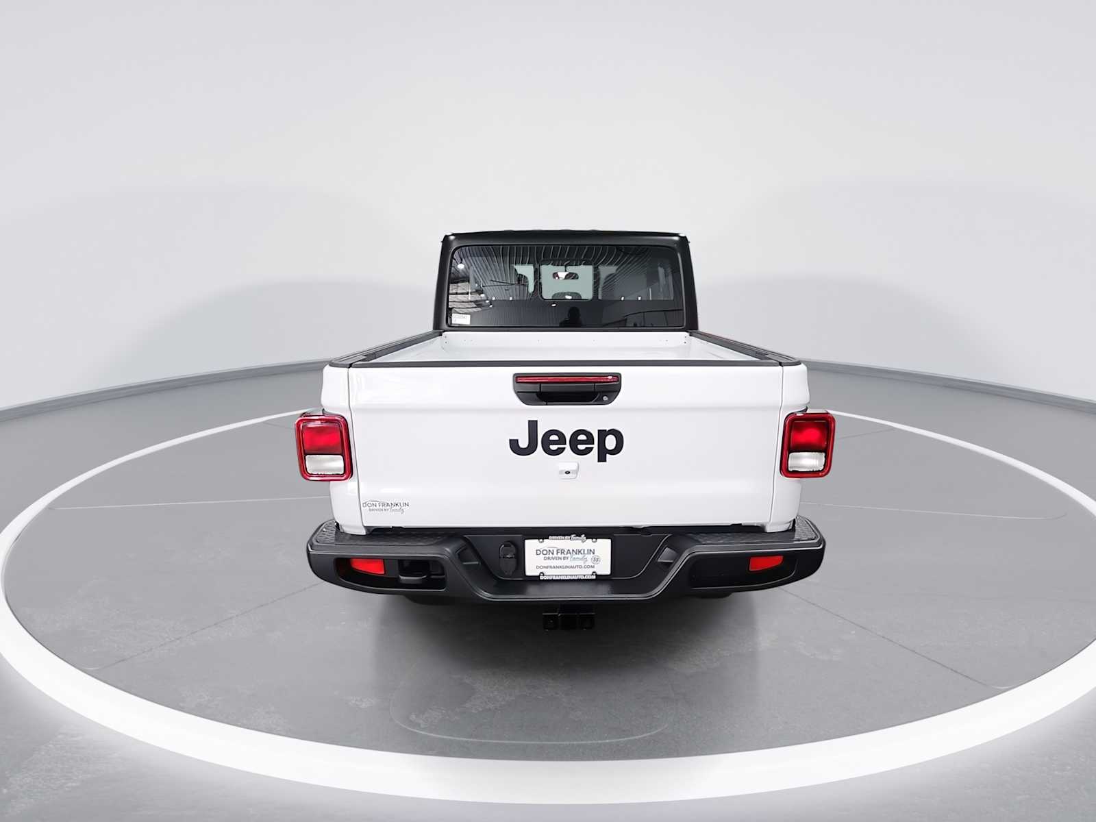 2025 Jeep Gladiator Sport photo 7