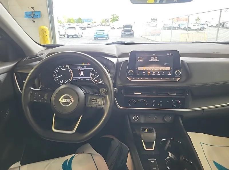 2021 Nissan Rogue S photo 2