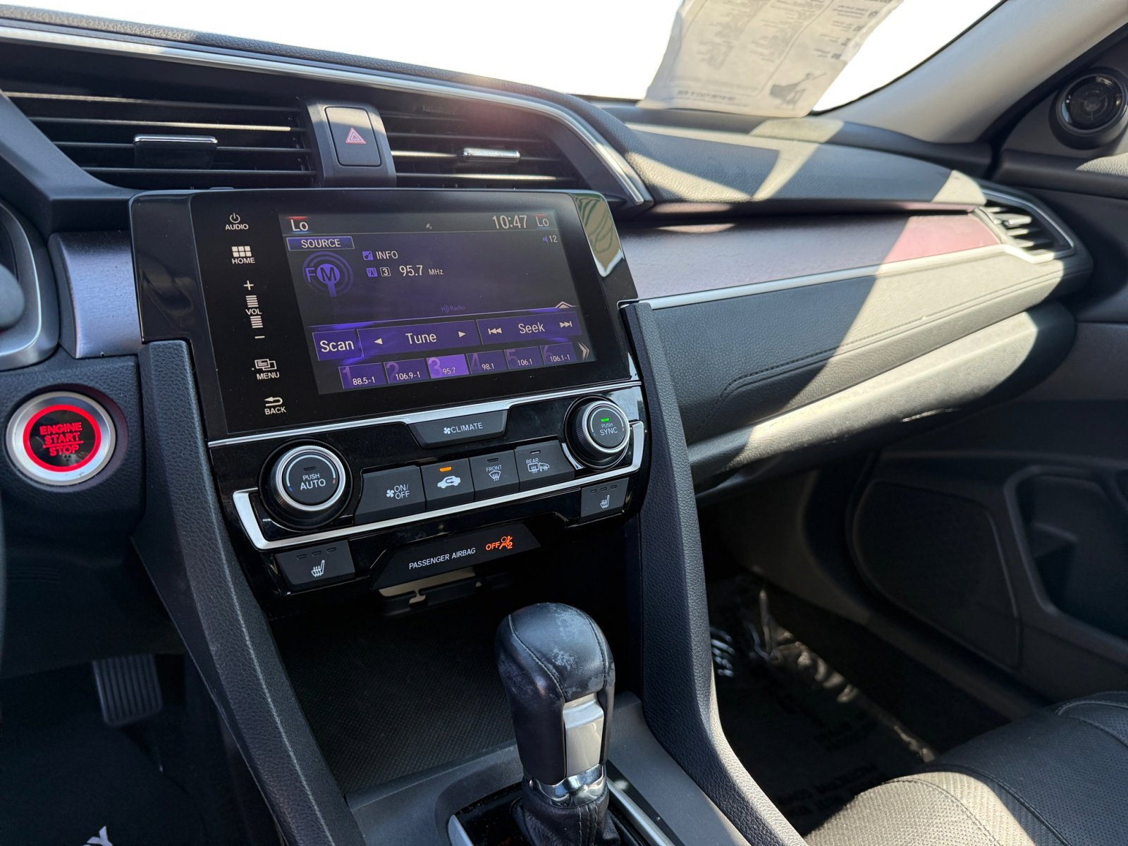 2018 Honda Civic EX-L photo 12