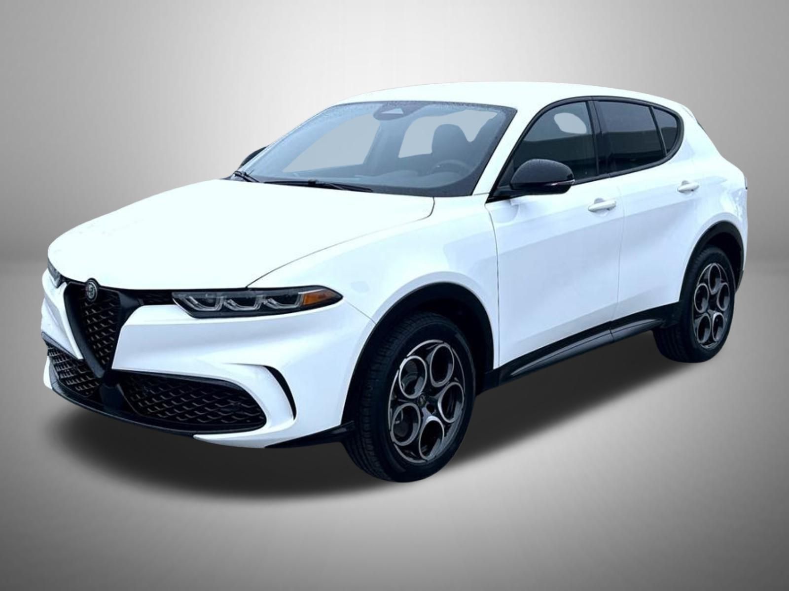 2025 Alfa Romeo Tonale Base's photo