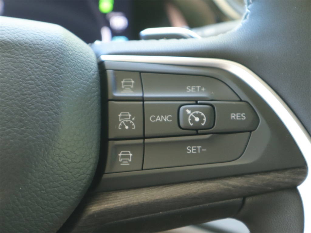 2023 Jeep Grand Cherokee Overland photo 10