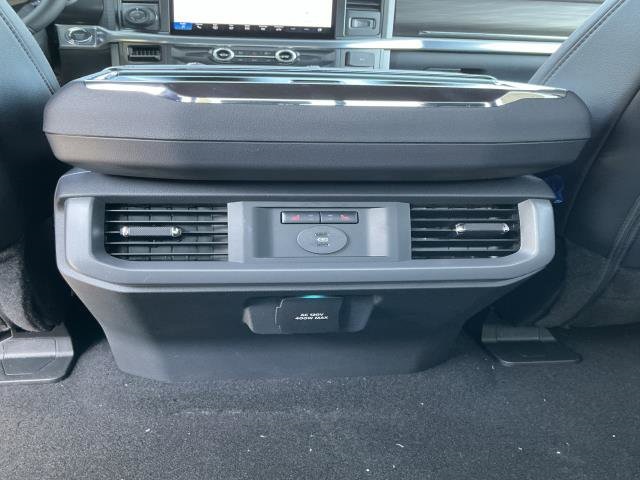 2025 Ford F-150 Lariat photo 28