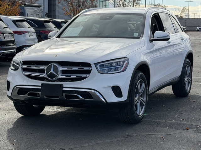 2022 Mercedes-Benz GLC GLC300's photo