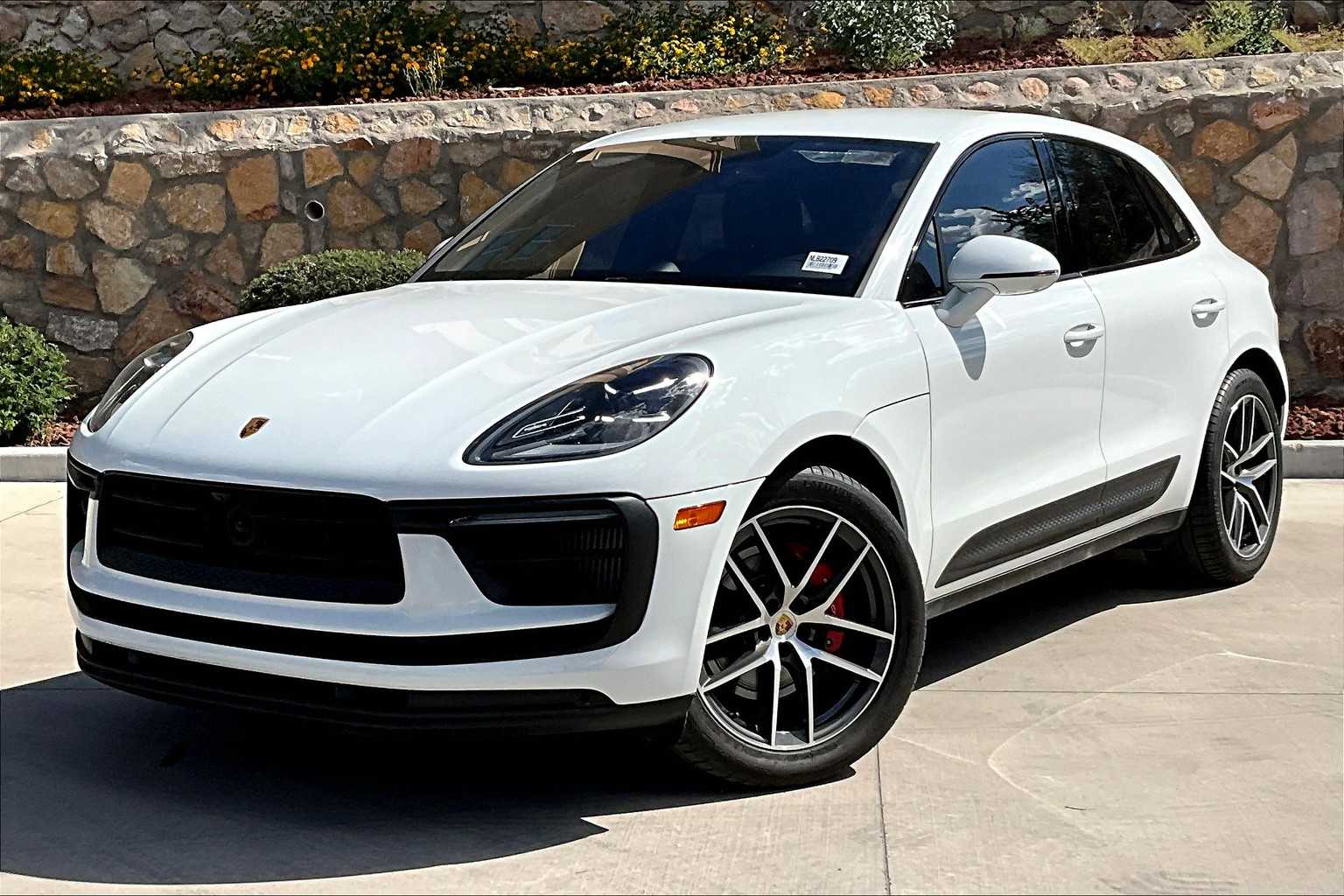 2022 Porsche Macan