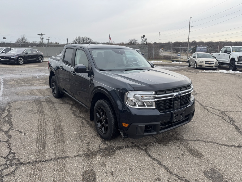 2022 Ford Maverick Lariat's photo