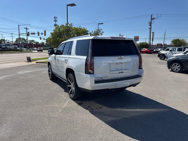 2016 Cadillac Escalade Premium photo 3