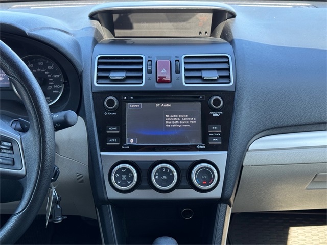 2015 Subaru Crosstrek 2.0i Premium photo 14