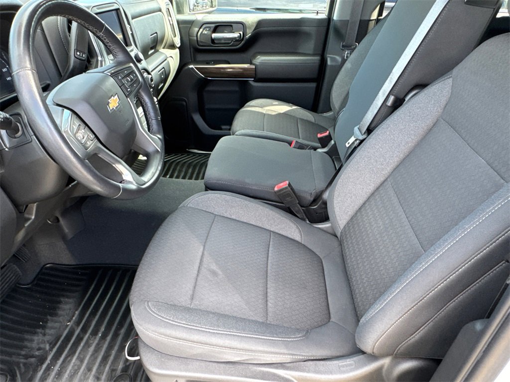 2022 Chevrolet Silverado 3500HD LT photo 6