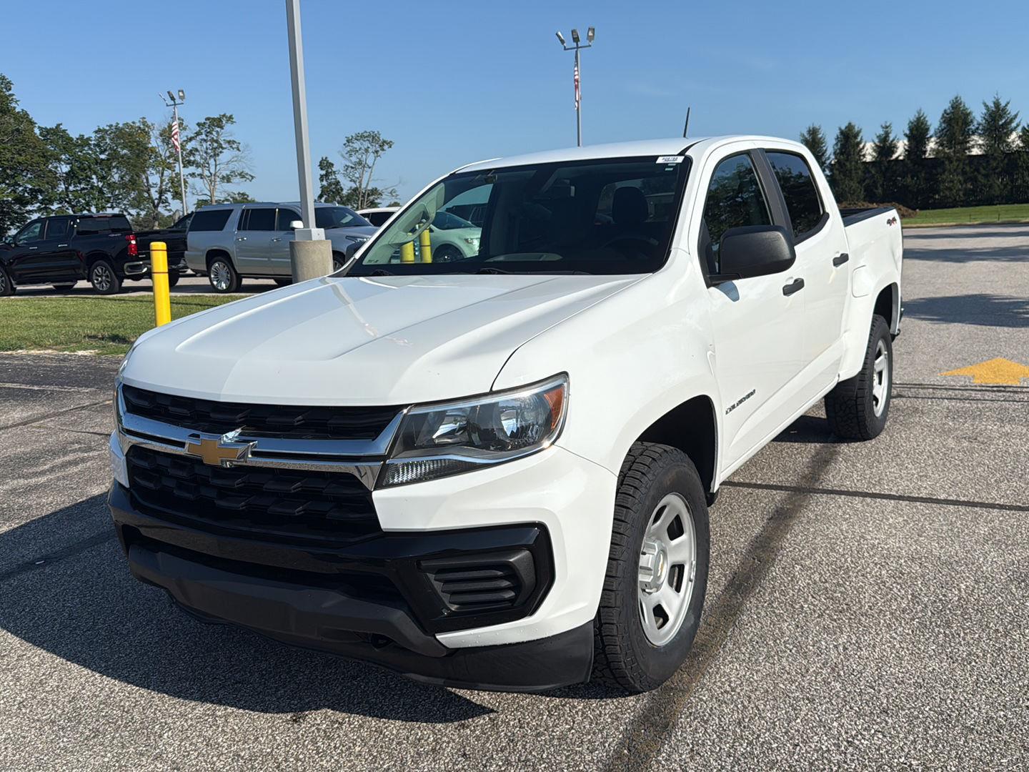 2021 Chevrolet Colorado Work Truck photo 2