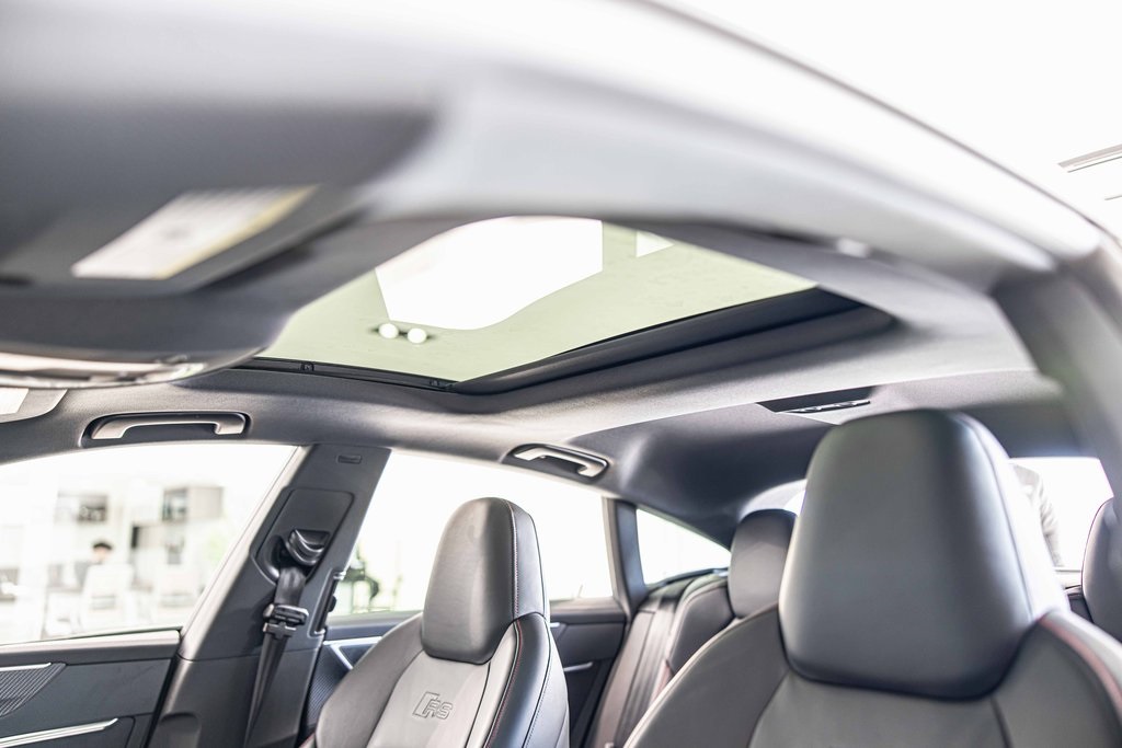 2022 AUDI RS 7 - Image 19