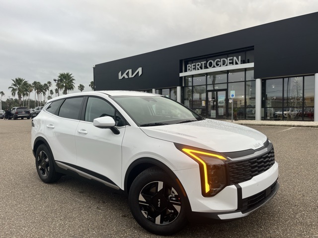 2026 Kia Sportage LX's photo