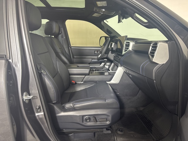 2025 Toyota Tundra Platinum photo 4