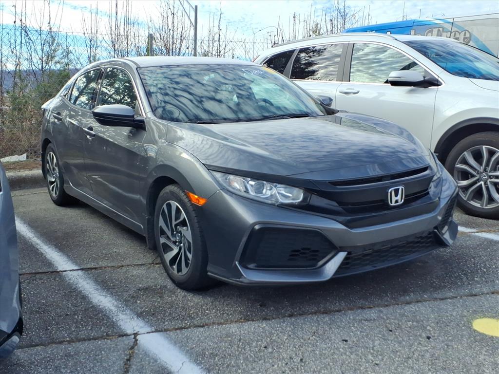 2017 Honda Civic Hatchback LX's photo