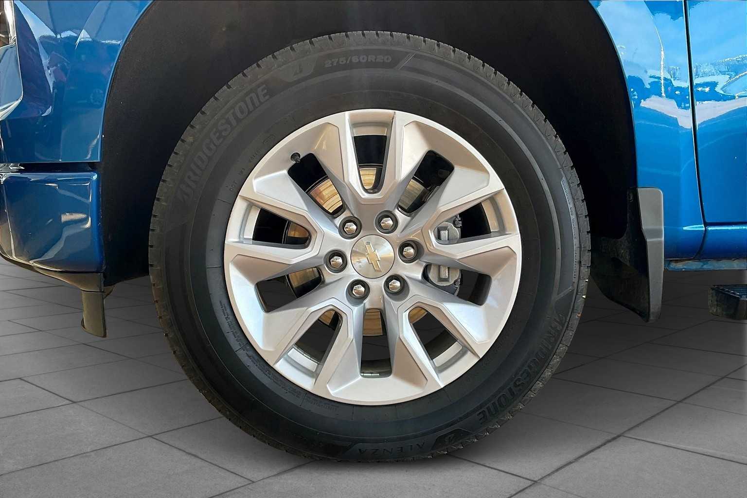 2022 Chevrolet Silverado 1500 Custom photo 10