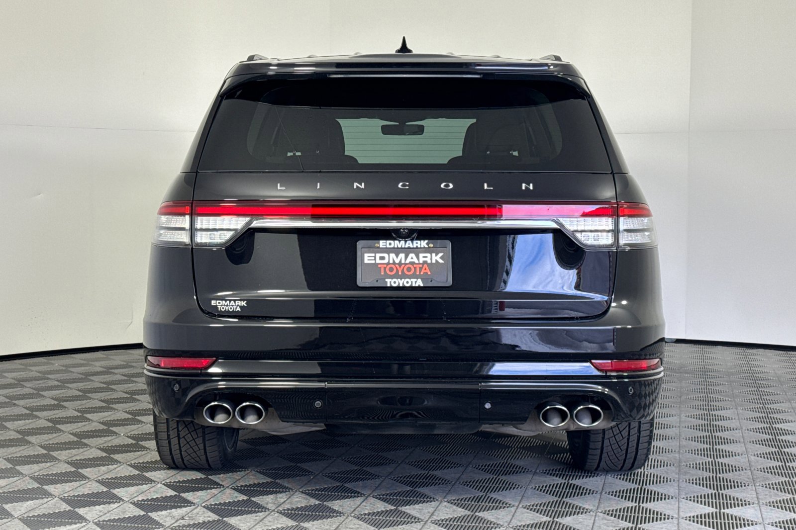 Image of Lincoln Aviator Reserve AWD