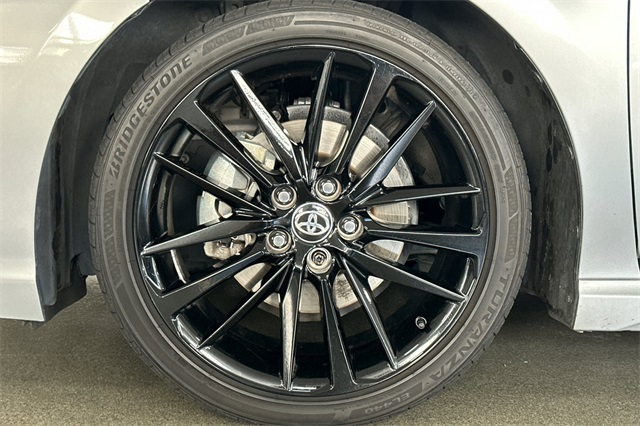 2023 Toyota Camry Hybrid XSE photo 26