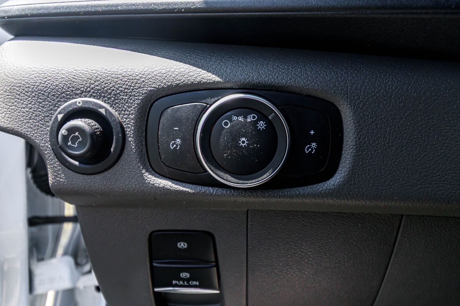 2020 Ford Transit photo 18