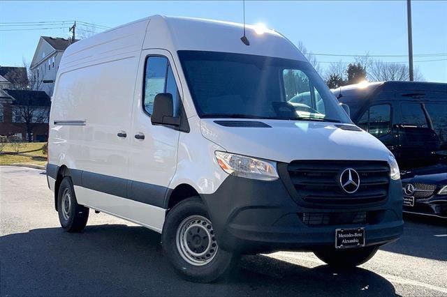 2026 Mercedes-Benz Sprinter Cargo Van Base's photo