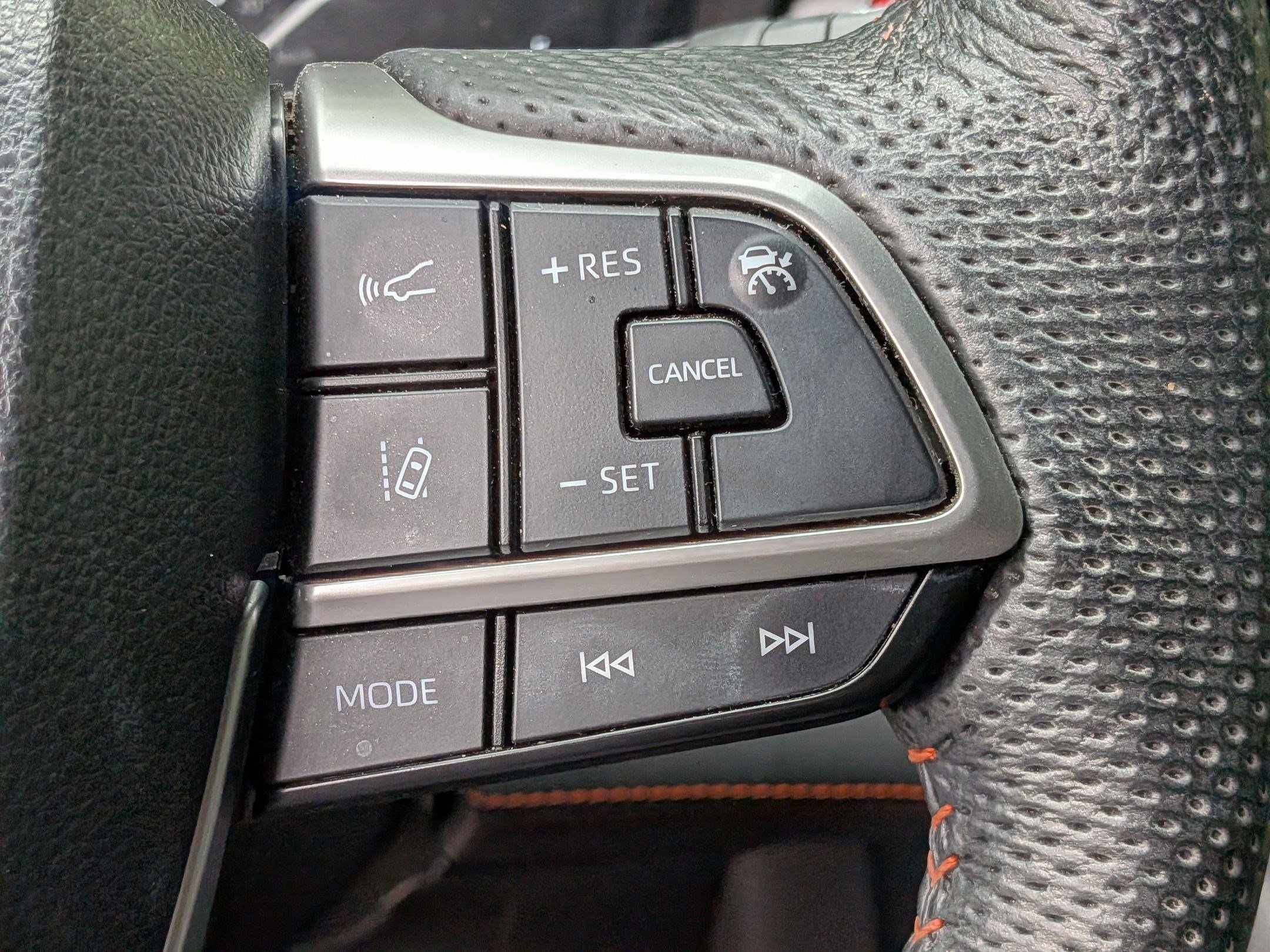 2022 Toyota Sienna XSE photo 20