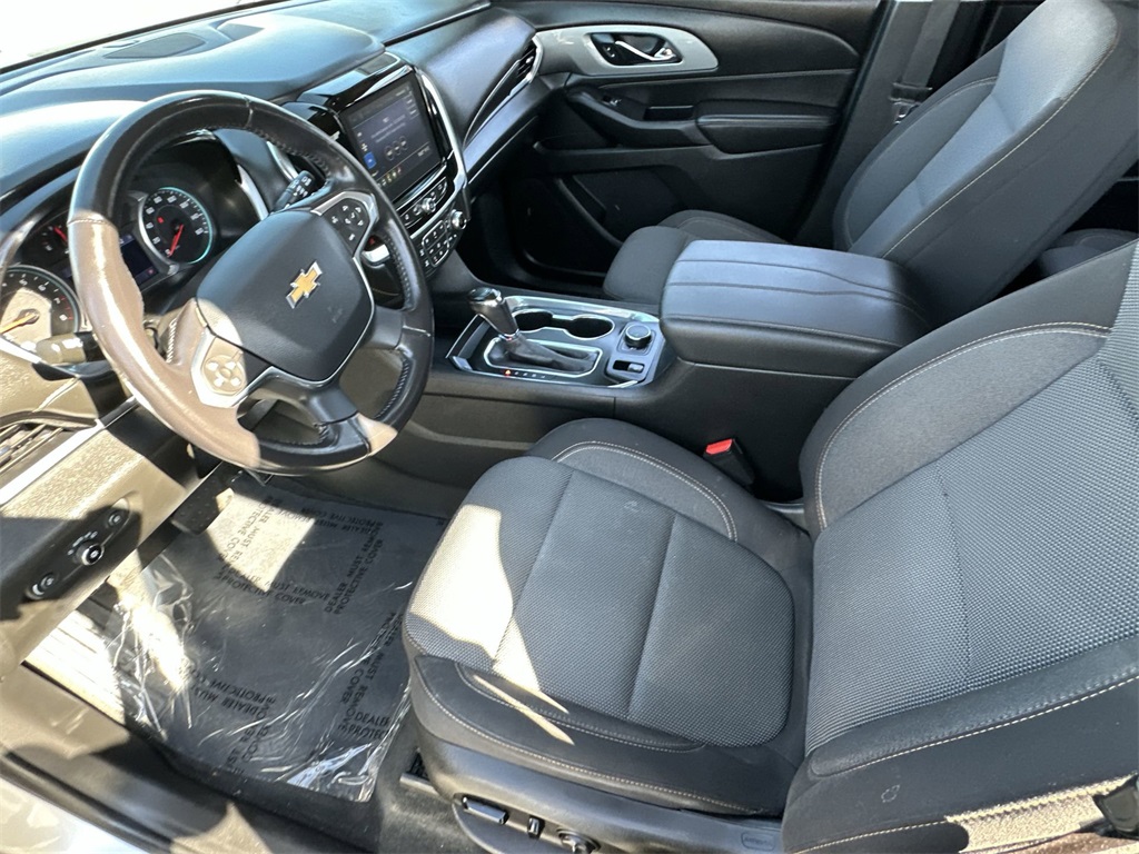 2020 Chevrolet Traverse photo 21