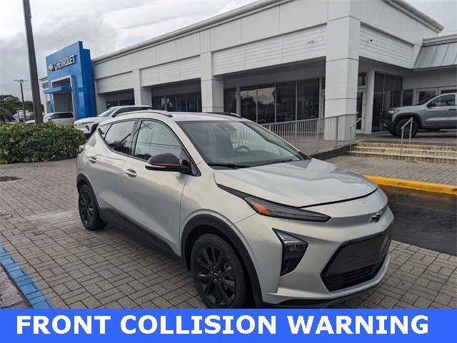 2023 Chevrolet Bolt EUV photo 2