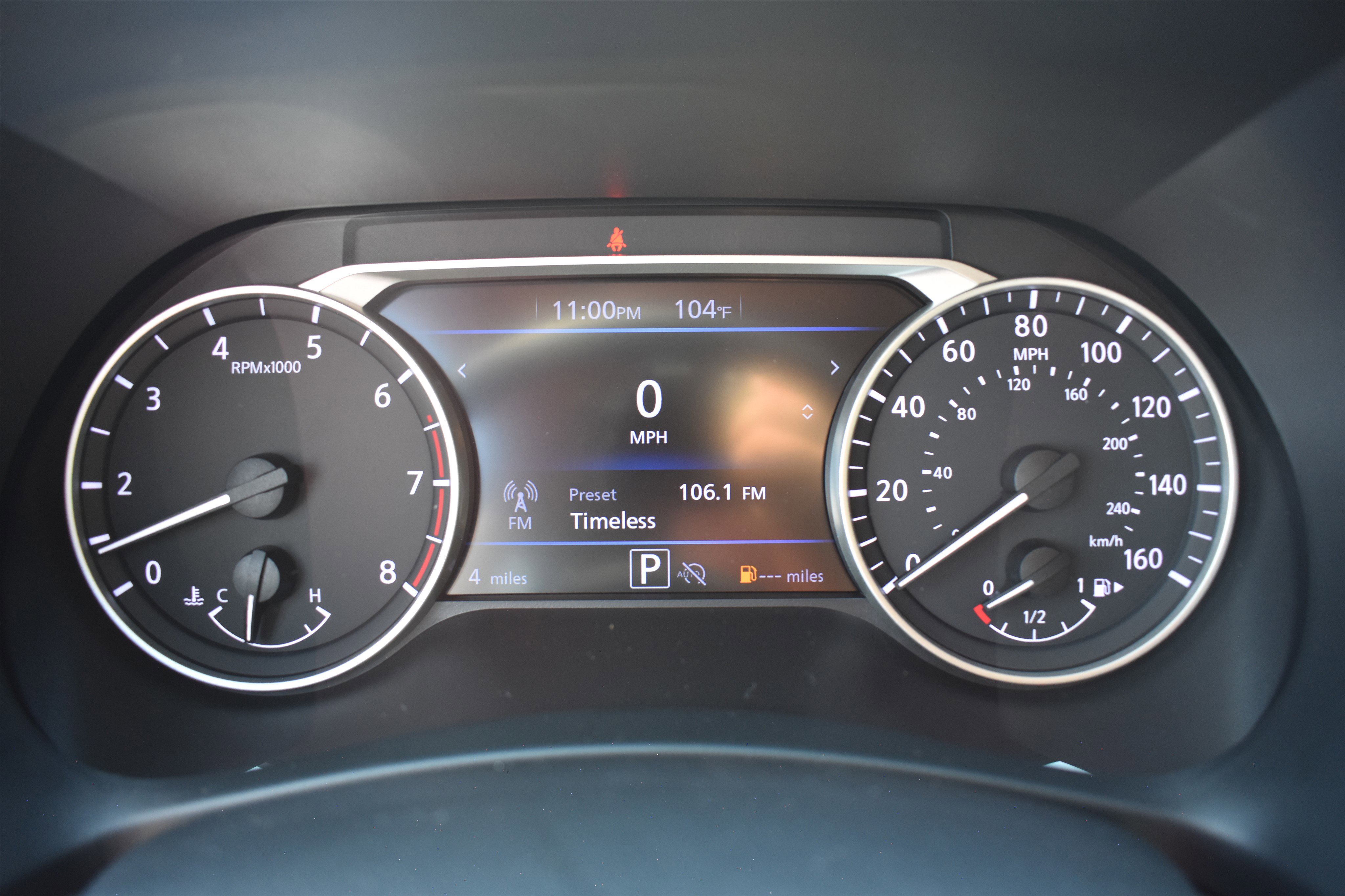 2025 Nissan Sentra SV photo 9