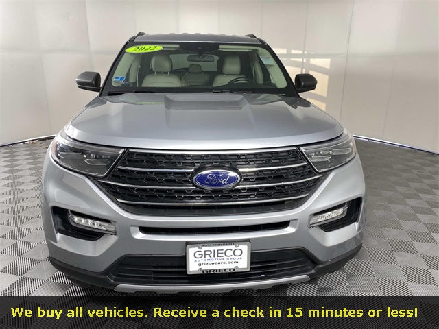 2022 Ford Explorer XLT photo 2