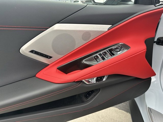 2023 Chevrolet Corvette Stingray 3LT photo 3