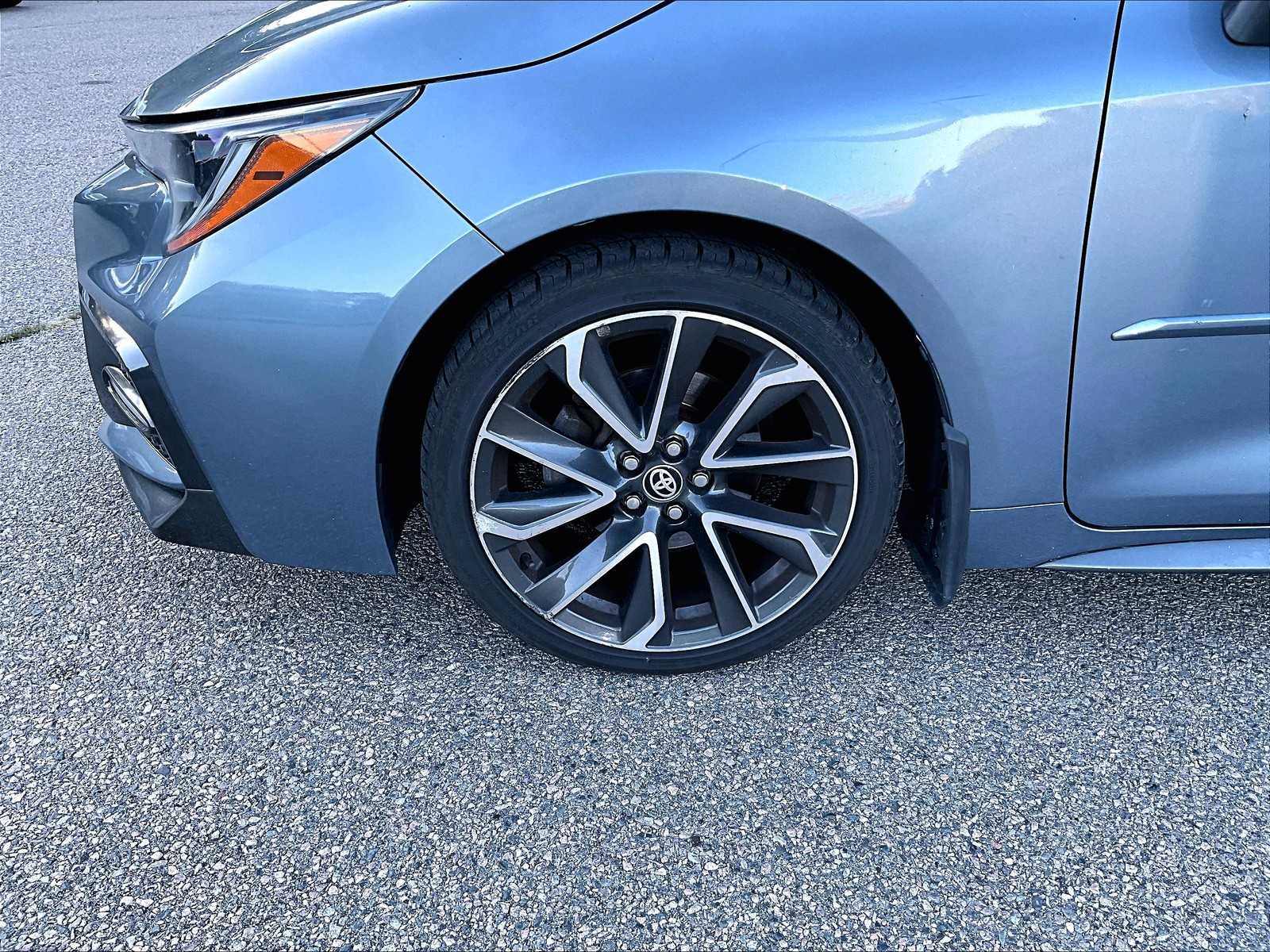 2020 Toyota Corolla SE photo 4