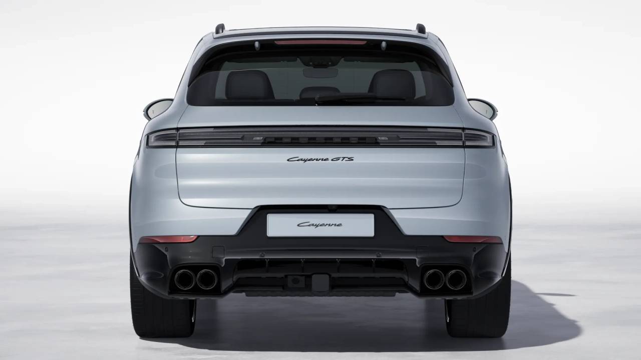2026 Porsche Cayenne GTS photo 8
