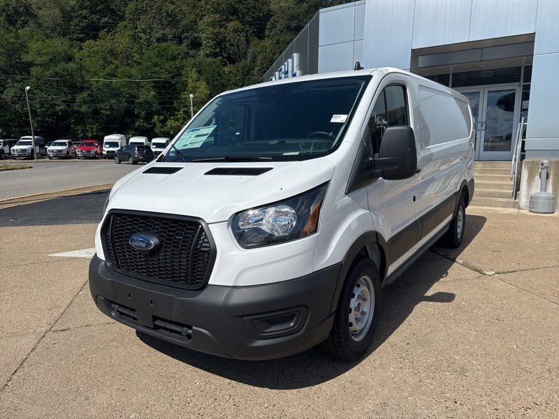 2025 Ford Transit photo 3