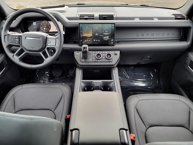 2025 Land Rover Defender 110 X-Dynamic SE photo 10
