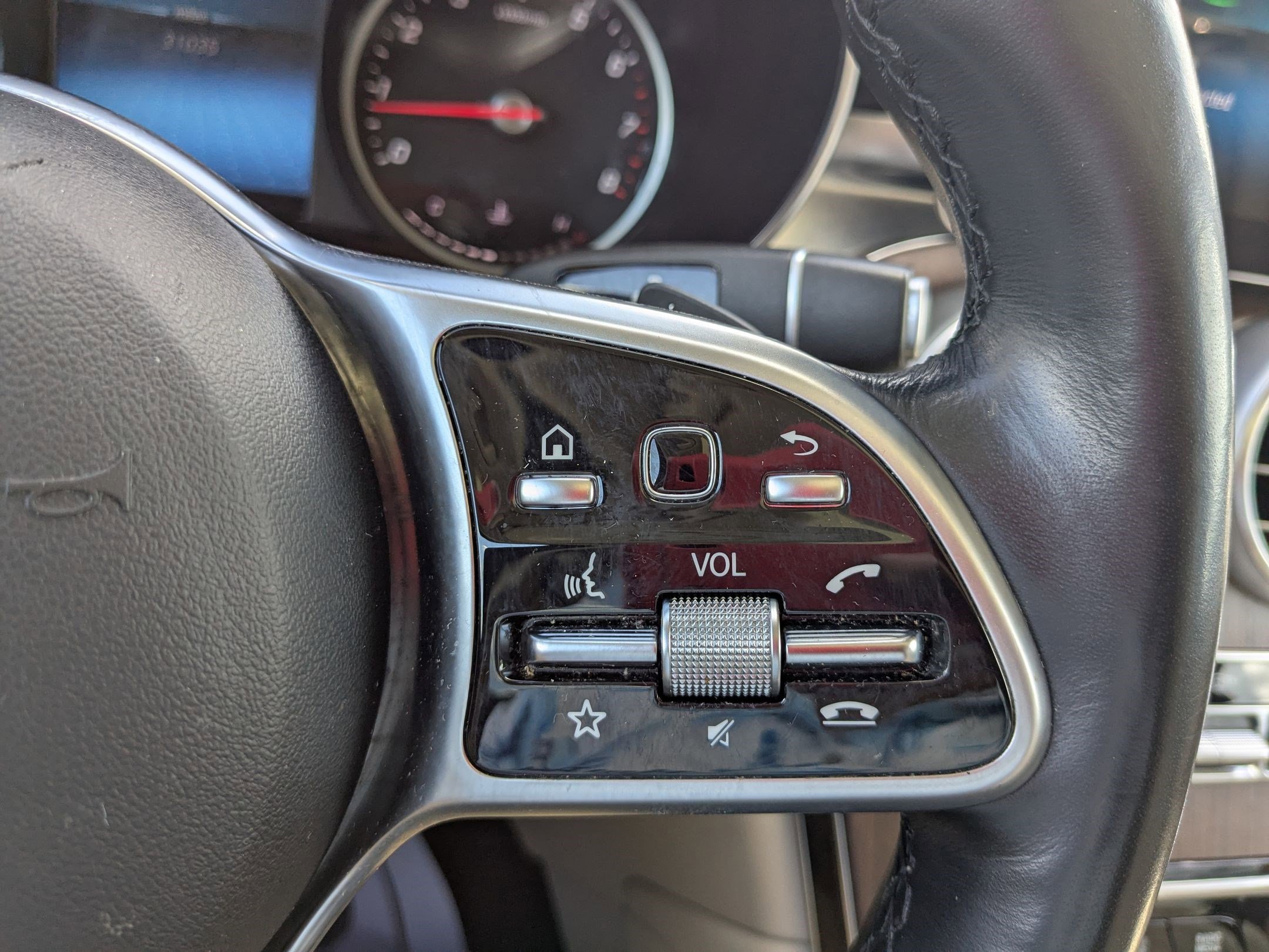 2022 Mercedes Benz GLC 300 4MATIC photo 16