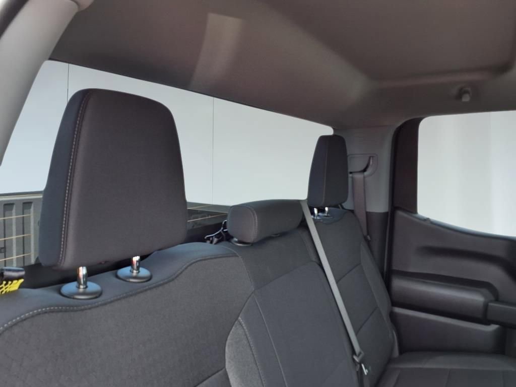 2025 Chevrolet Silverado 1500 Custom photo 23