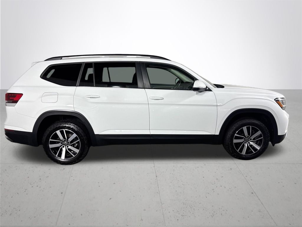 2022 Volkswagen Atlas SE photo 4