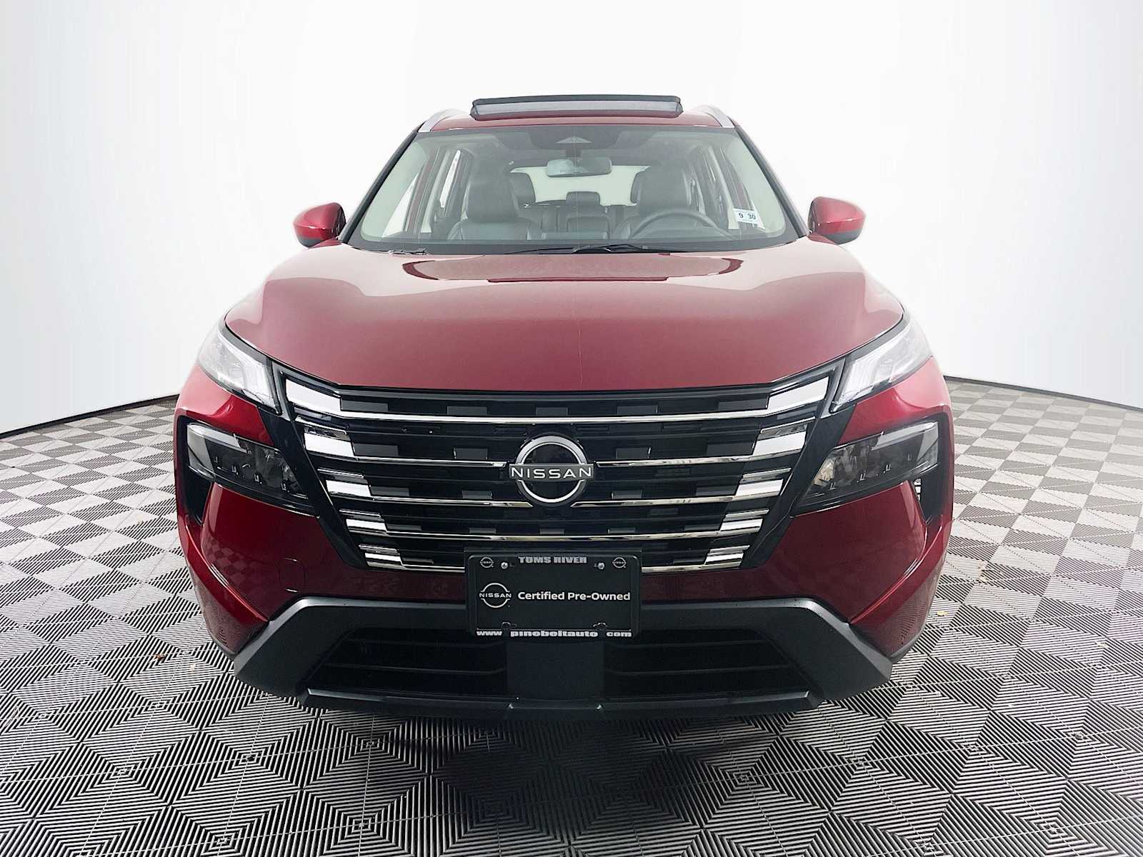 2026 Nissan Rogue SV photo 2