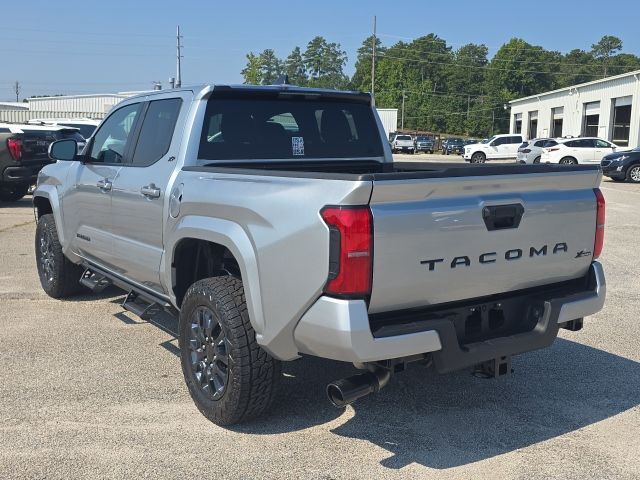 2024 Toyota Tacoma Base photo 3