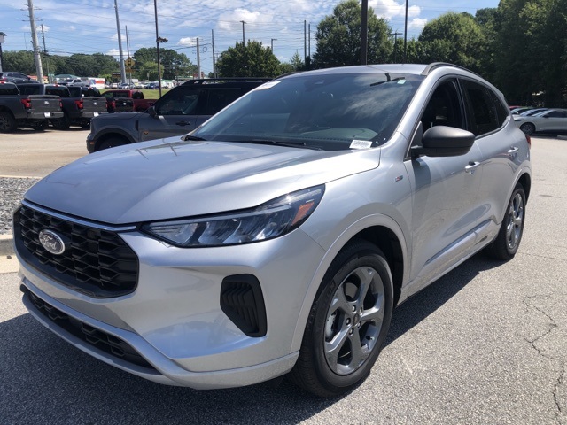 2024 Ford Escape ST-Line photo 3