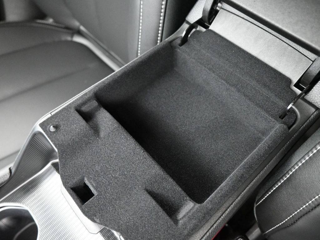 2025 Jeep Grand Cherokee Limited photo 4