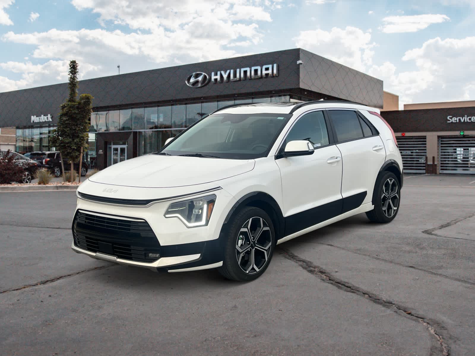 2025 Kia Niro SX Touring's photo