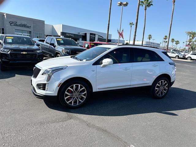 2022 Cadillac XT5 Sport photo 4