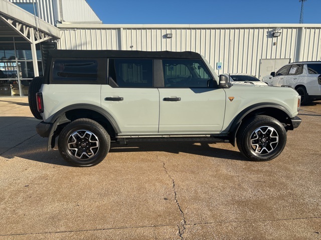 2021 Ford Bronco Badlands photo 4