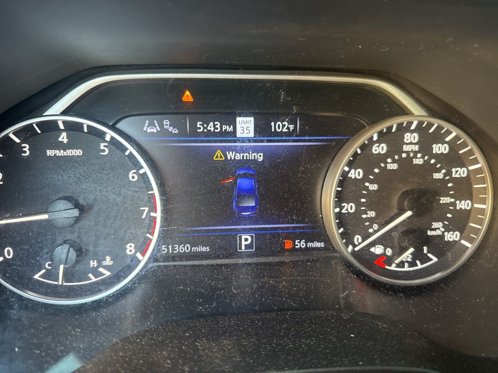 2021 Nissan Maxima SV photo 5